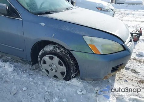 2007 Honda Accord 2.4 Lx z USA, uszkodzony, nr VIN 1HGCM56447A178038